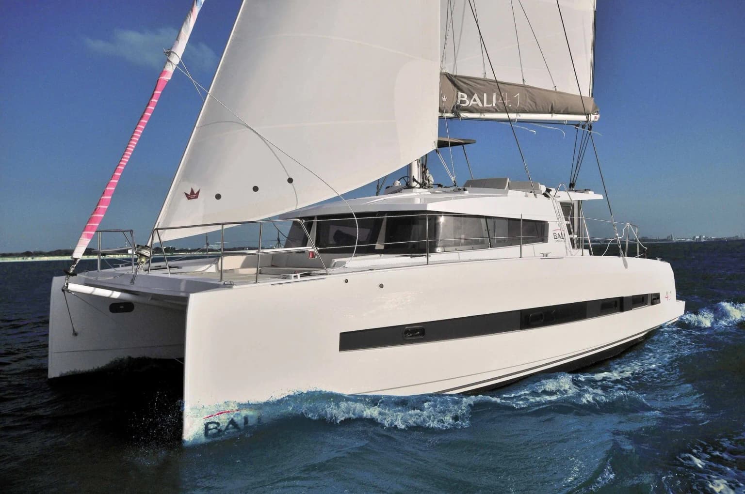 Miriel 4.1: Konforlu Catamaran Tatili - Fotoğraf 3
