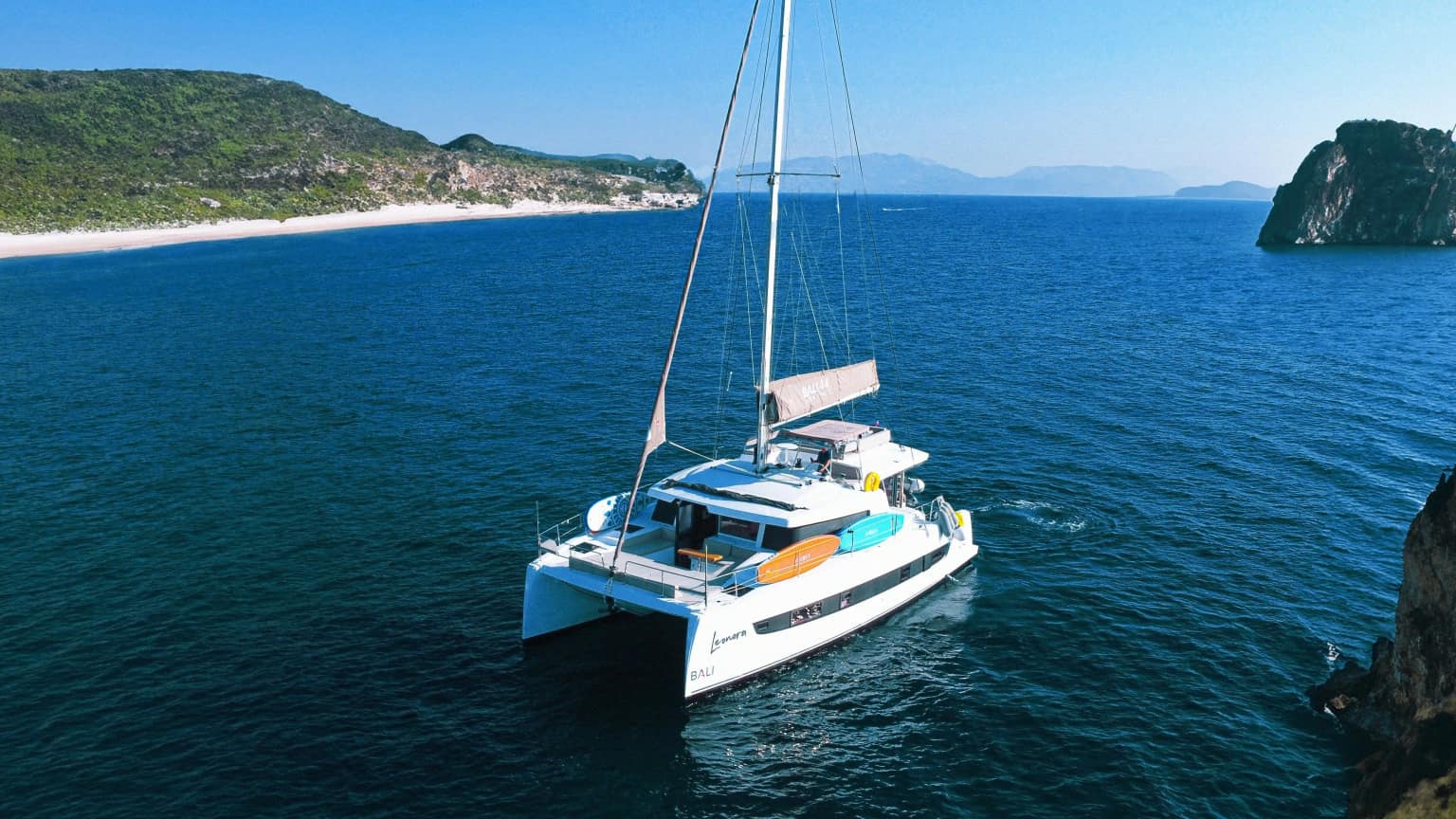 Leonora 4.4