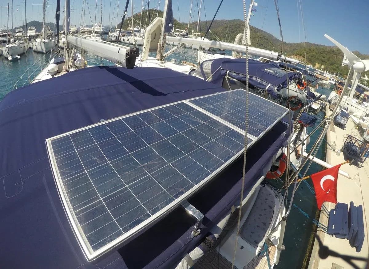Yilki Bavaria 43 Cruiser: Комфорт и стиль в Гёчеке - Fotoğraf 5