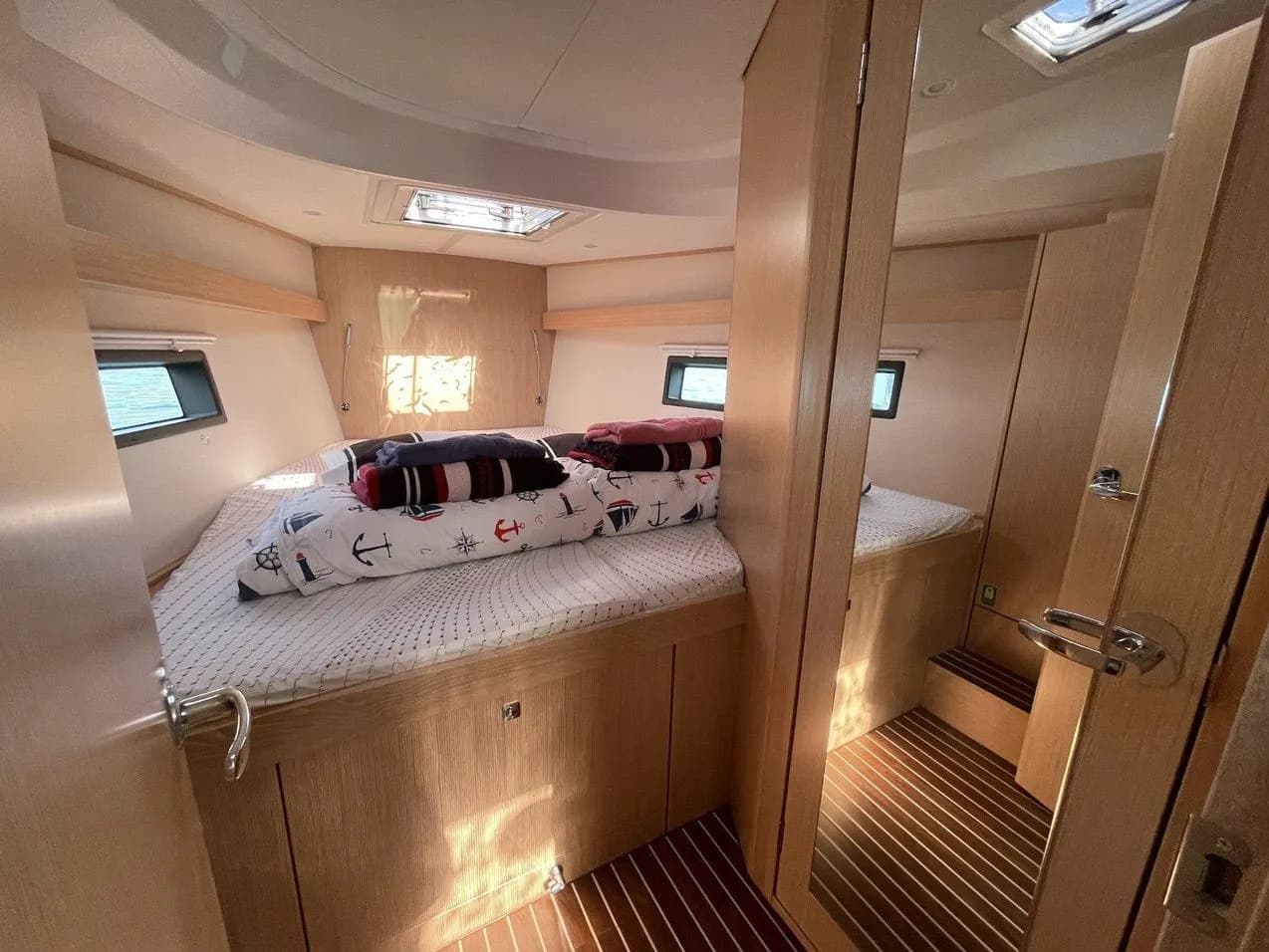 Lolim Bavaria C42: Stylish 3-Cabin Sailing Yacht - Fotoğraf 3