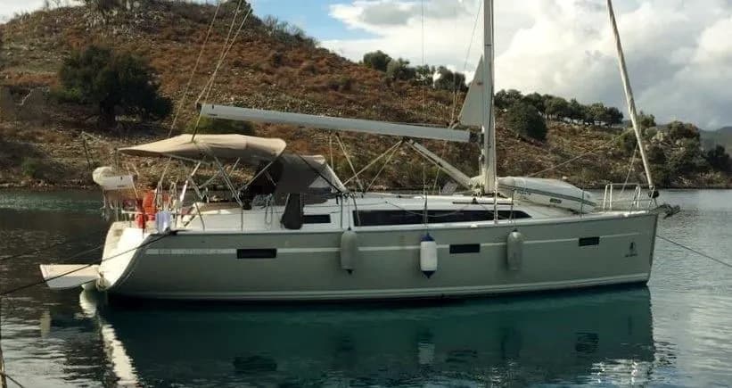 Almira Cruiser 37: Komfort & Abenteuer in Fethiye - Fotoğraf 4