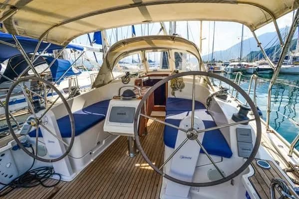 Kedi Cruiser 37: Stylish 3-Cabin Sailing Yacht - Fotoğraf 5