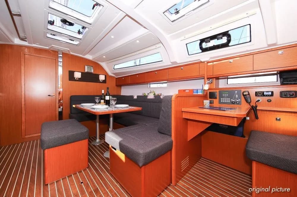Angelina Cruiser 41: Komfort & Abenteuer auf See - Fotoğraf 4
