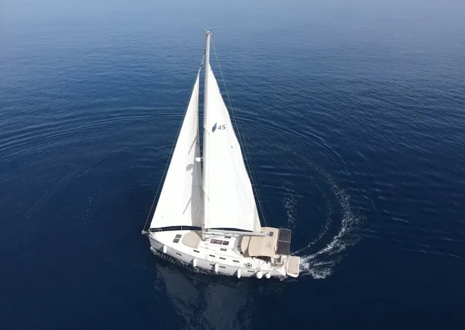 Fethiye'de Konforlu Bavaria Cruiser 45 - Fotoğraf 4