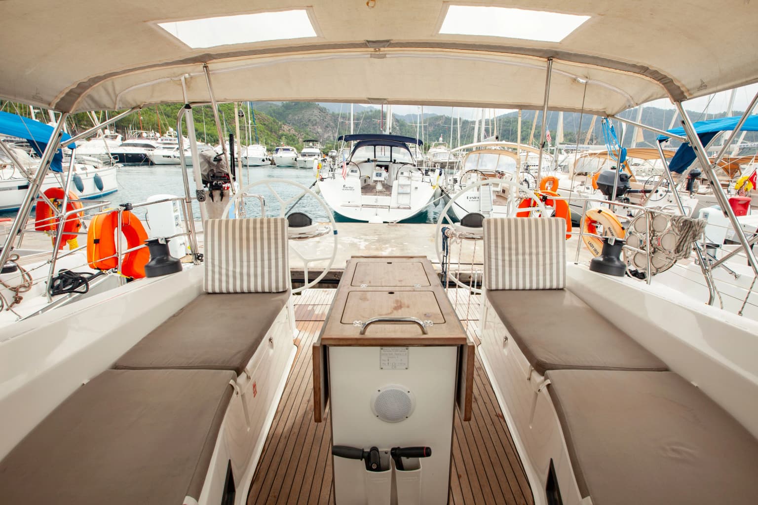 iBulut Bavaria Cruiser 45: Konforlu 3 Kabinli Yelken Keyfi - Fotoğraf 4
