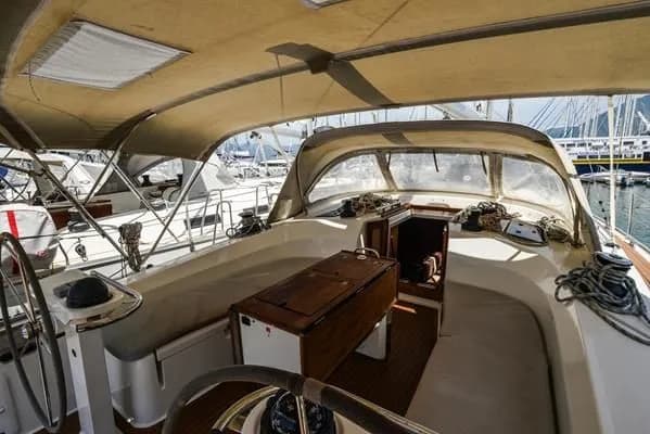Santa Maria Cruiser 45: Spacious Comfort & Style - Fotoğraf 5