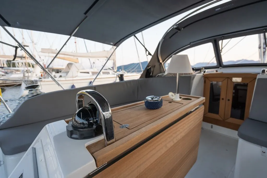 Classy Cruiser 46: Comfort & Style at Sea - Fotoğraf 5