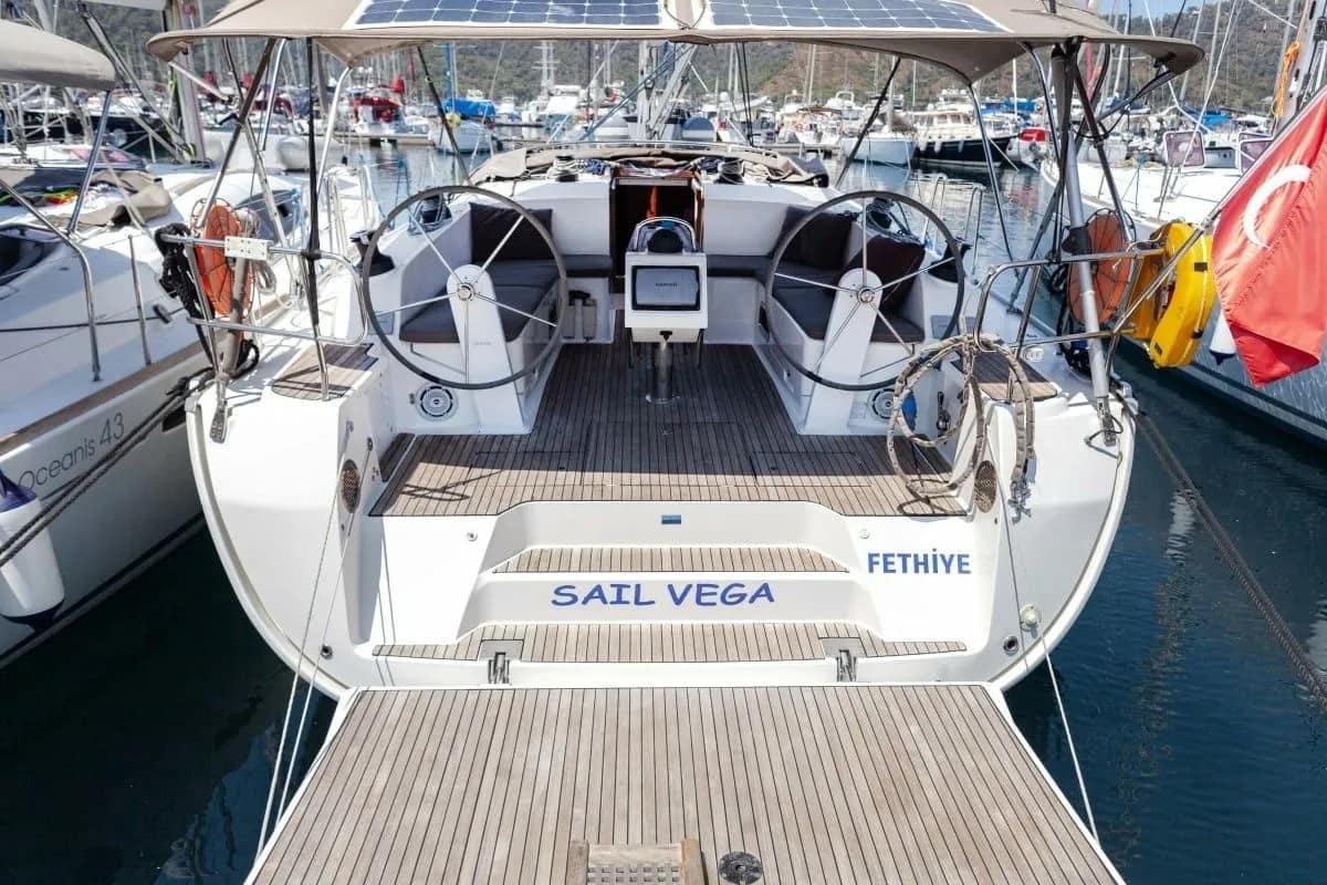 Sail Vega