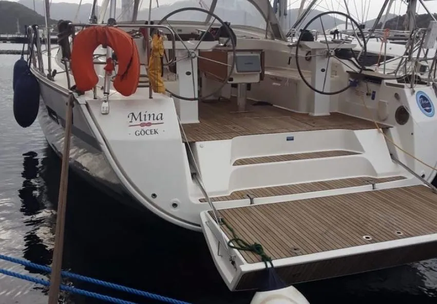 Mina Cruiser 50: Komfort & Stil auf See - Fotoğraf 3