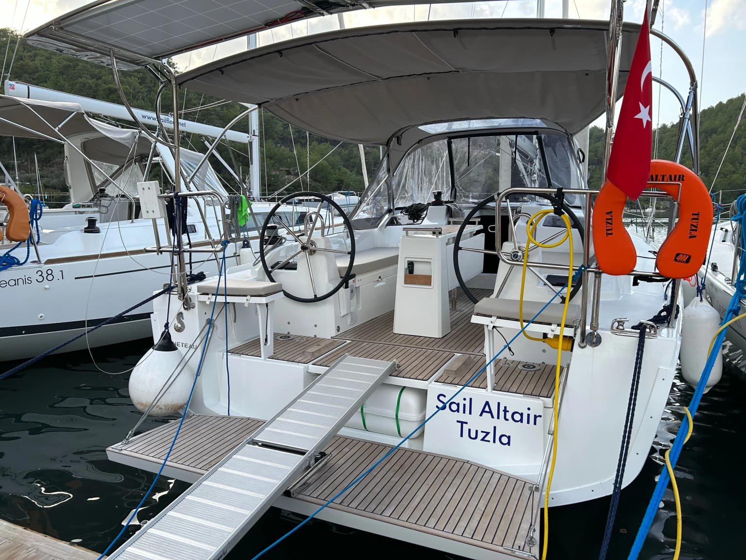 Sail Altair: Konforlu ve Enerjik Oceanis 34.1 - Fotoğraf 3