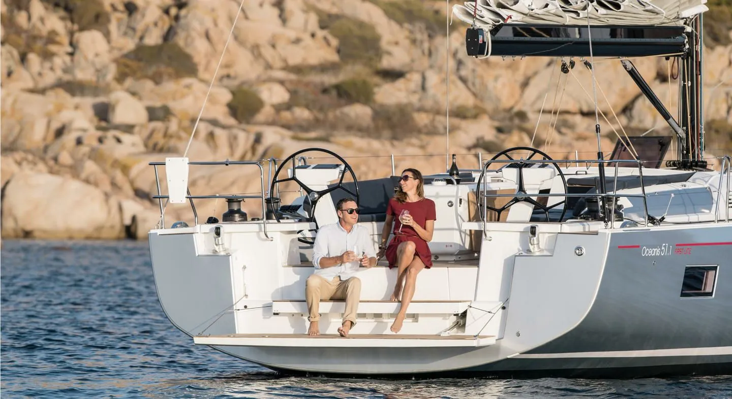 East: Beneteau Oceanis 51.1 – Простор и комфорт - Fotoğraf 4