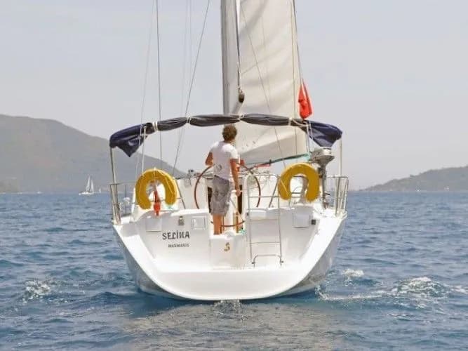 Selina: Stylish 3-Cabin Sailing Comfort - Fotoğraf 3