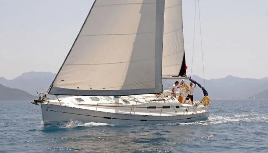 Selina: Stylish 3-Cabin Sailing Comfort - Fotoğraf 4