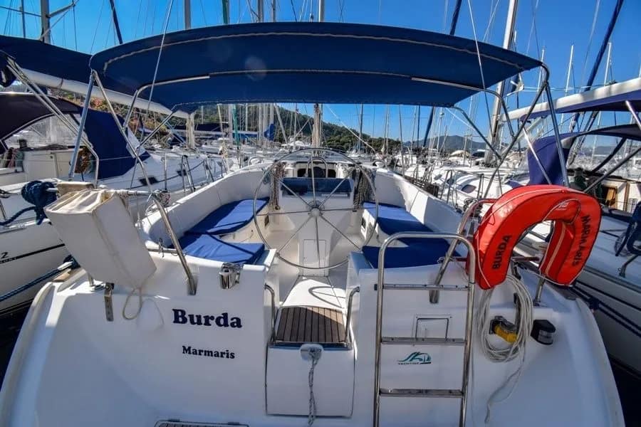 Beneteau Oceanis Clipper 411