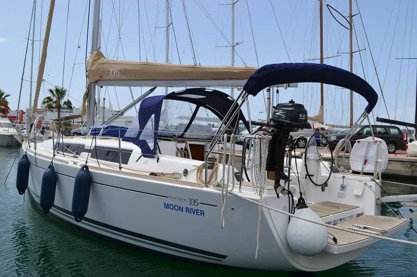 Moon River: Cozy 2-Cabin Sailing Escape - Fotoğraf 1