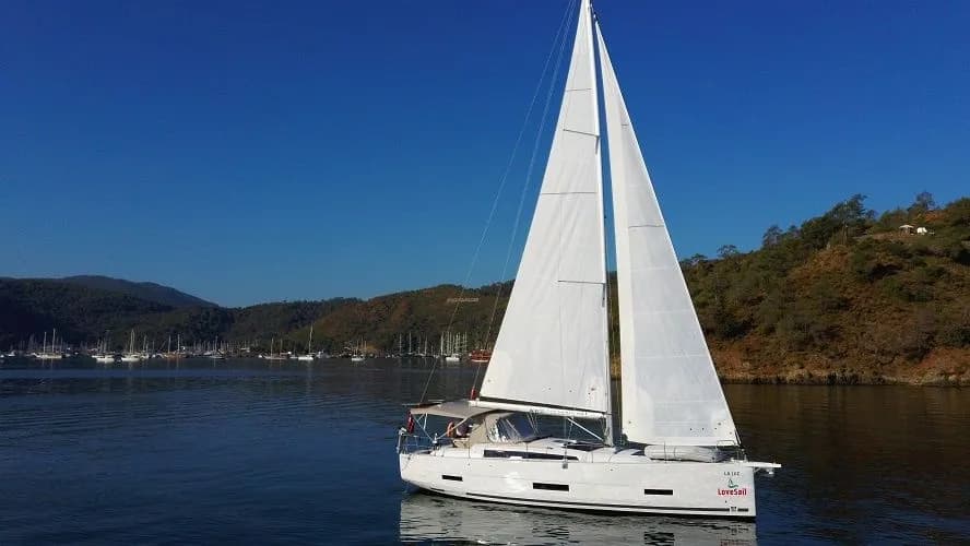 La Luz 390: Komfort & Segelspaß in Fethiye - Fotoğraf 3