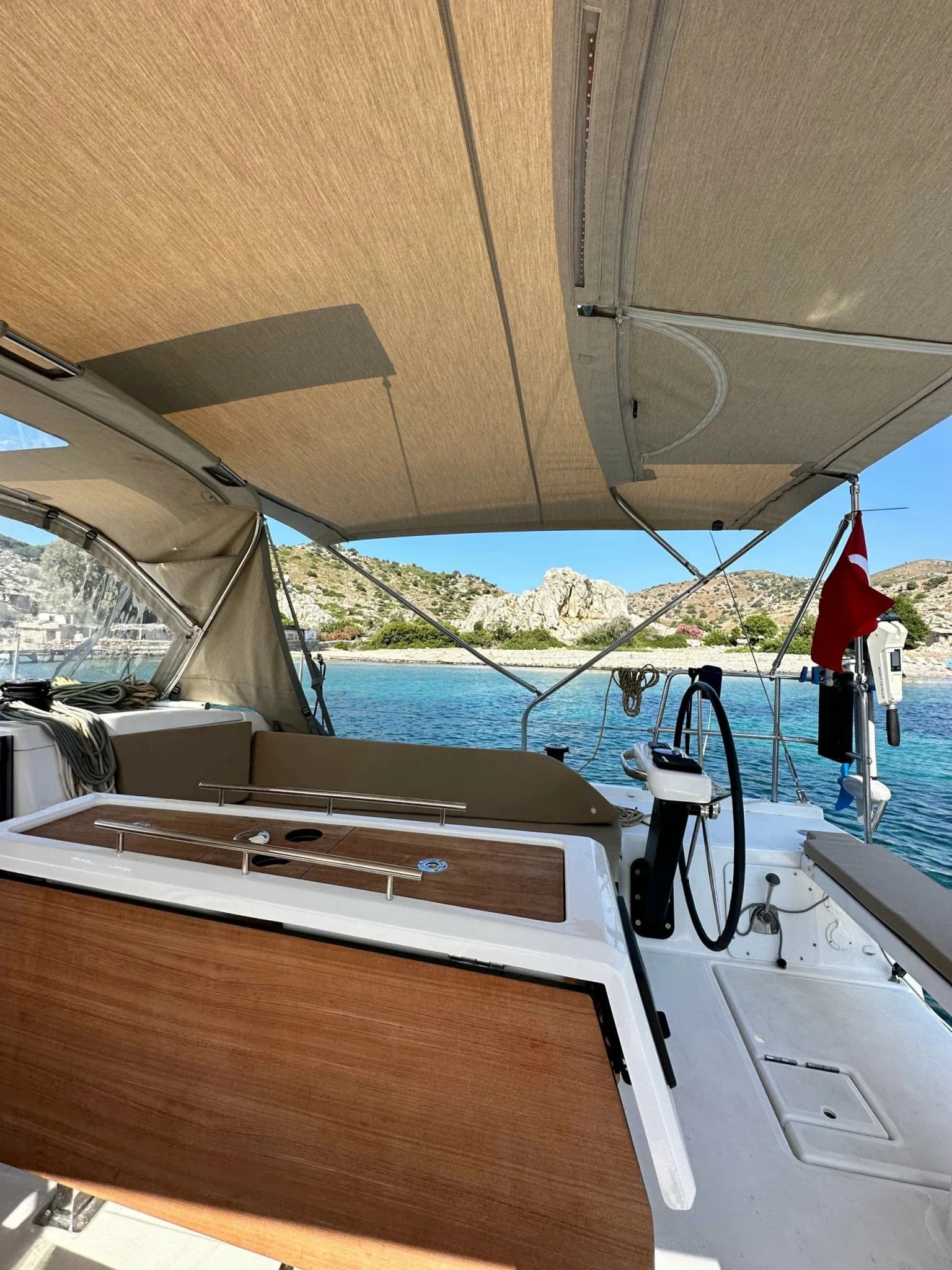 Dufour 390 'Lal' – Komfort & Stil in Marmaris - Fotoğraf 4