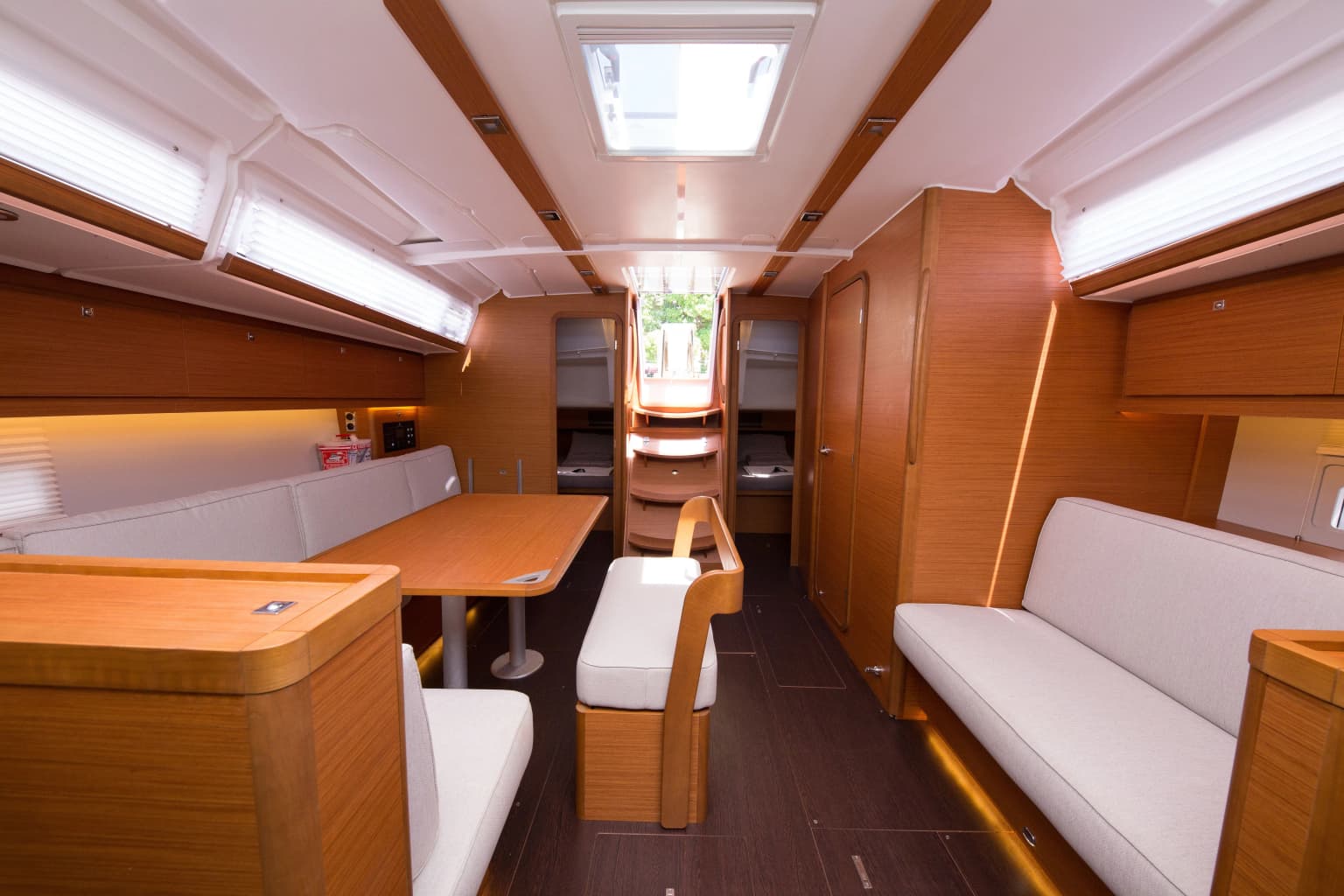 Mars 430: Stylish Sailing with 3 Cozy Cabins - Fotoğraf 4