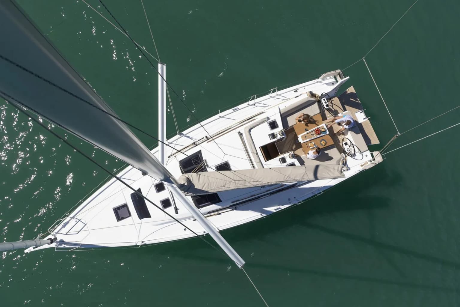 Sam's Wind: Stylish 3-Cabin Sailing Yacht - Fotoğraf 3
