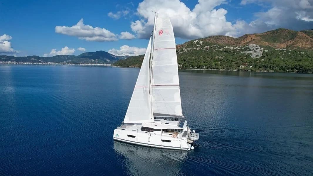 Fountaine Pajot Astrea 42