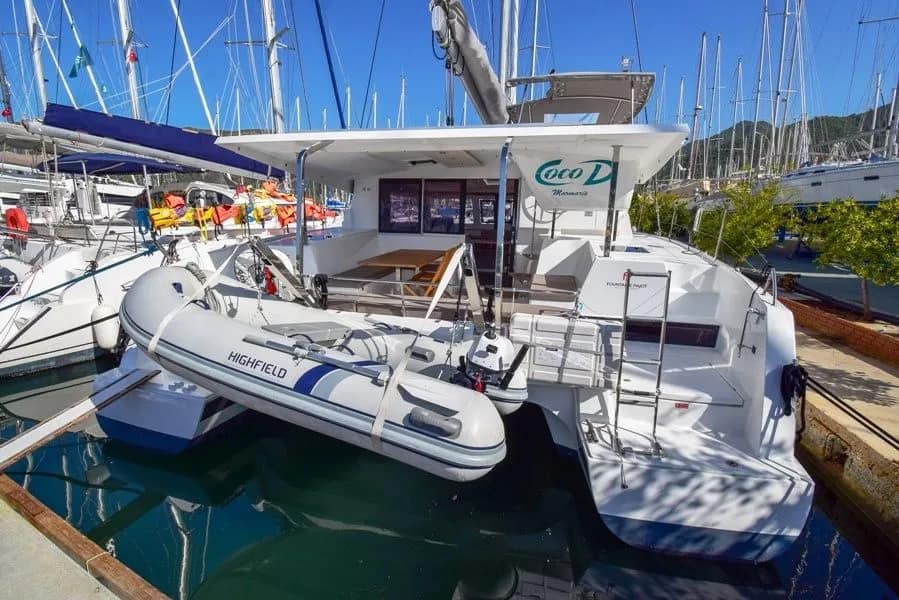 Fountaine Pajot Lucia 40