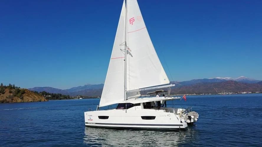 El Camino: Konforlu 4 Kabinli Catamaran Tatili - Fotoğraf 5