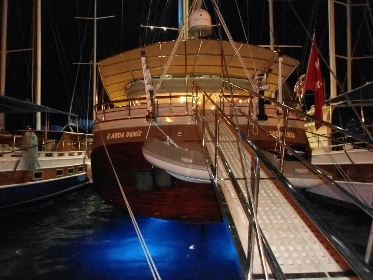 E. Arda Deniz - 31м, 6 кают, всё включено - Fotoğraf 3