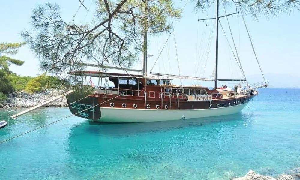 Kadioglu Gulet: Jacuzzi & Water Sports Fun - Fotoğraf 2