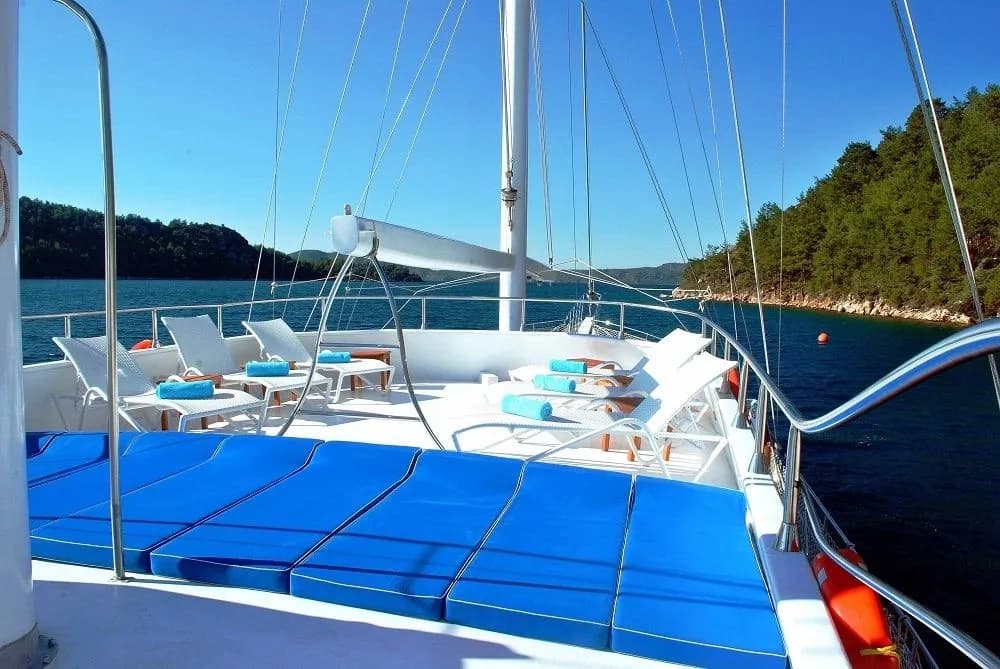 Saraylı 1: Luxe Gulet with 5 Cabins & Climate Comfort - Fotoğraf 4