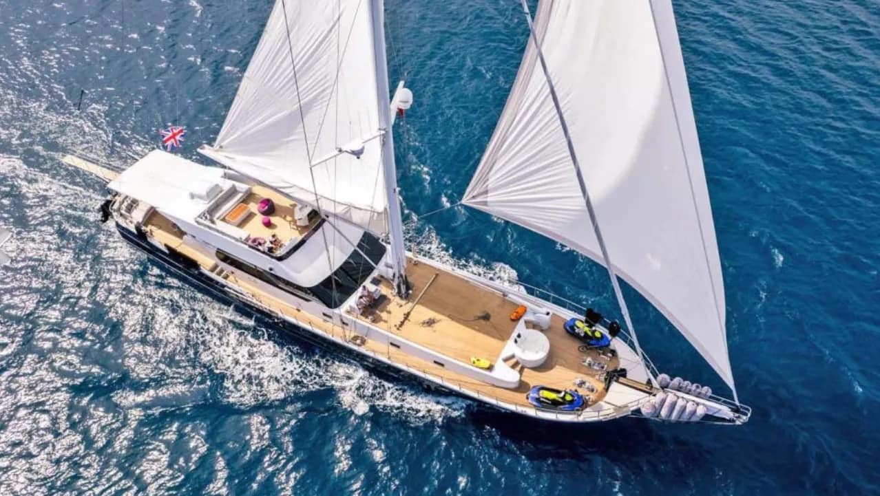Rent a 34.9m 5 Cabin Gulet in Marmaris