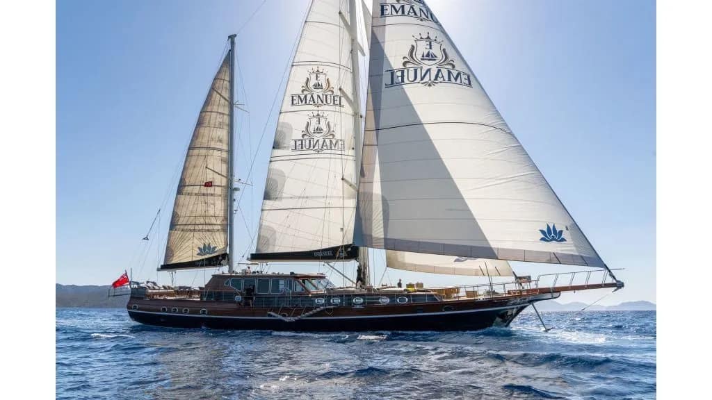 Explore Marmaris on a 40m 6 Cabin Gulet Rental