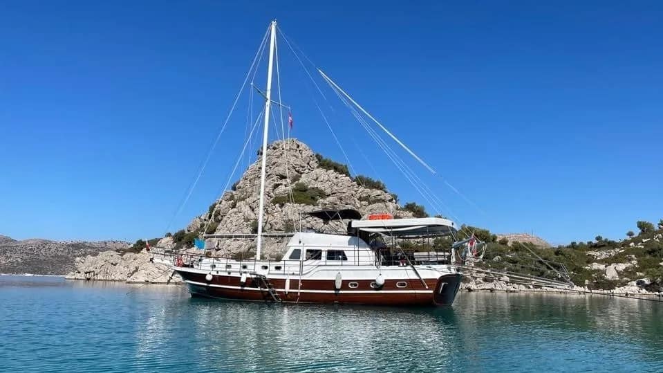 Rent a 18m Gulet in Marmaris