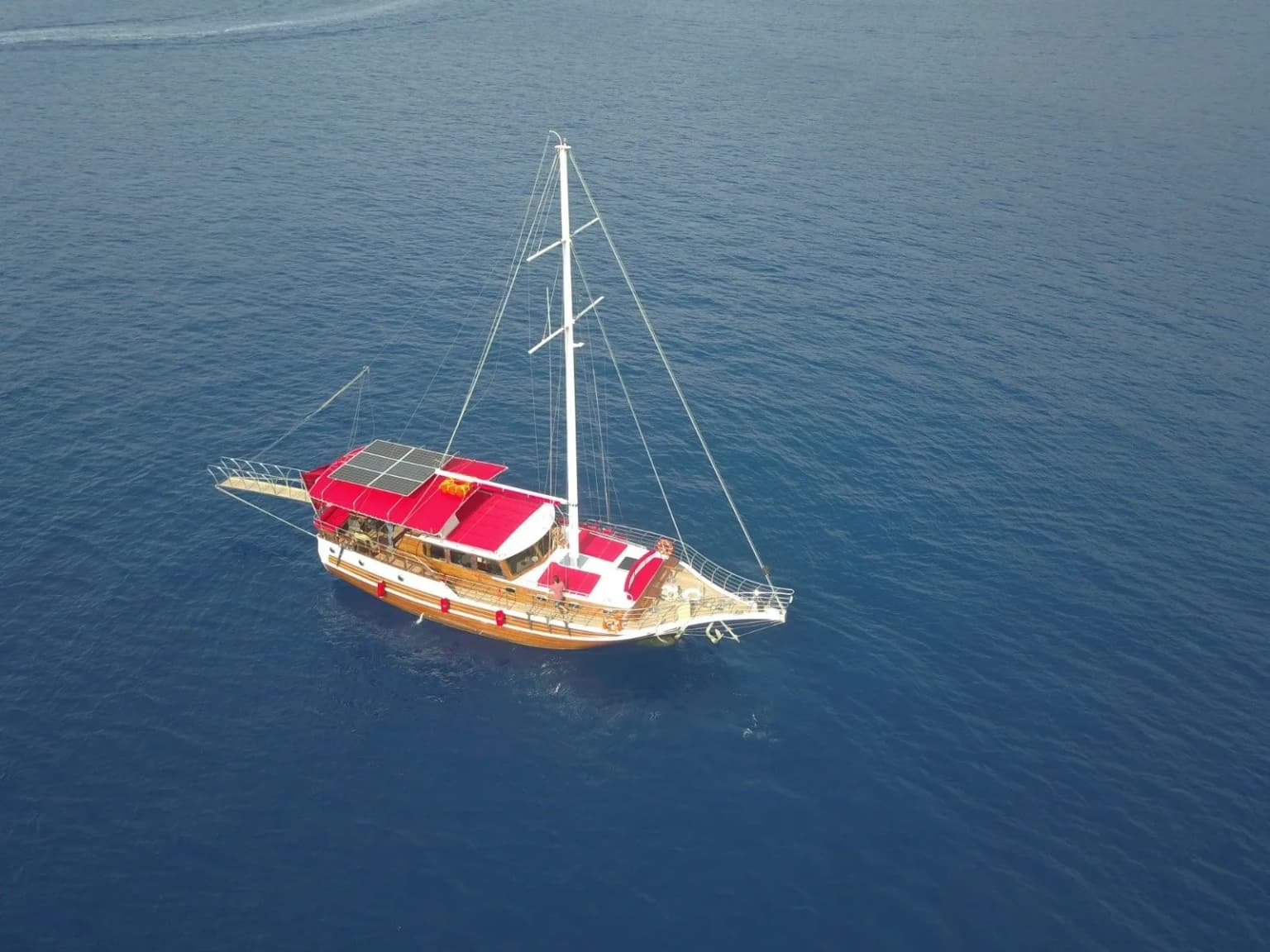Lycian Sirius: Luxury Gulet with 4 Cabins & Water Sports - Fotoğraf 5