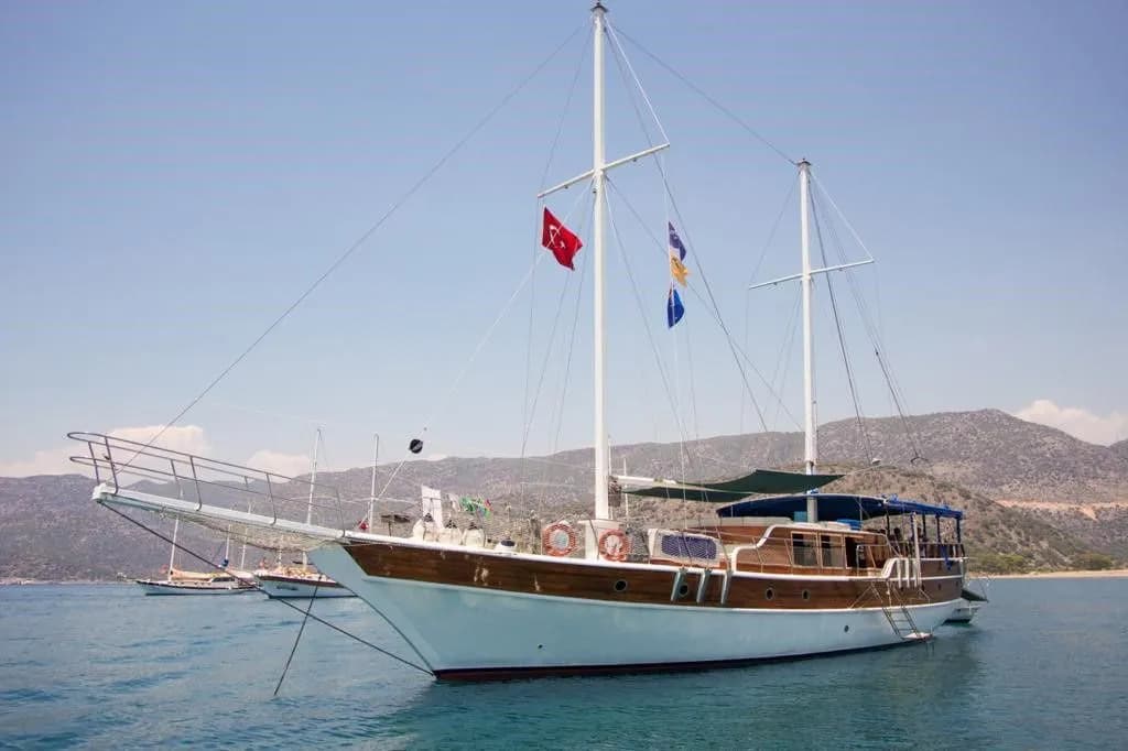 Beyaz Gul B: Konforlu 6 Kabinli Bozburun Guleti - Fotoğraf 2