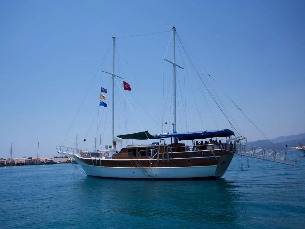 Beyaz Gul B: Konforlu 6 Kabinli Bozburun Guleti - Fotoğraf 3