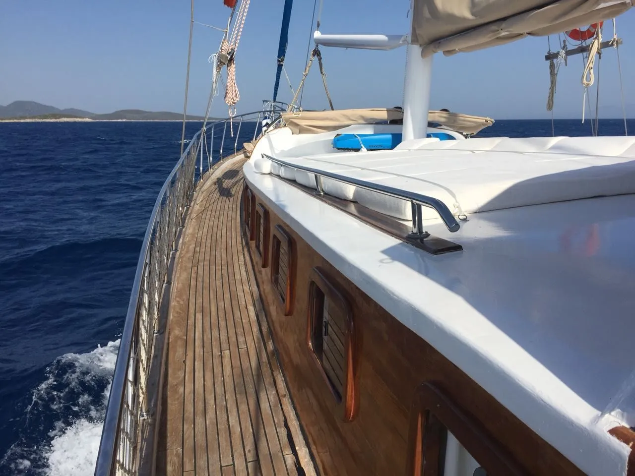 Bodrum'da 8 Kabinli Konforlu Gulet Techne - Fotoğraf 4
