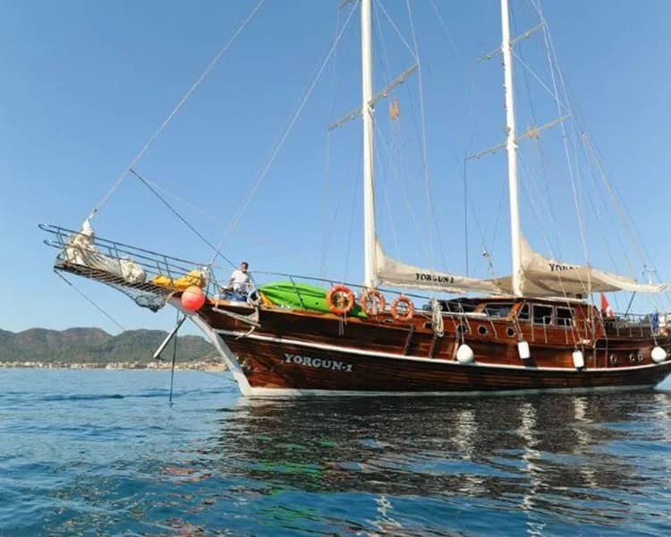 Yorgun 1: Luxe Gulet with 5 Cabins & Water Fun - Fotoğraf 3