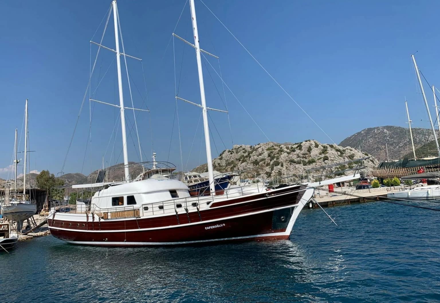 Caferoglu 9: Luxus-Gulet mit 5 Kabinen & Flybridge