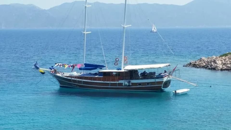 Gülec Es: 6 Cabins, AC & Chef Included - Fotoğraf 5