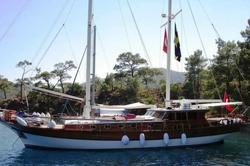 Fethiye Kiralık 3 Kabinli 24m Gulet
