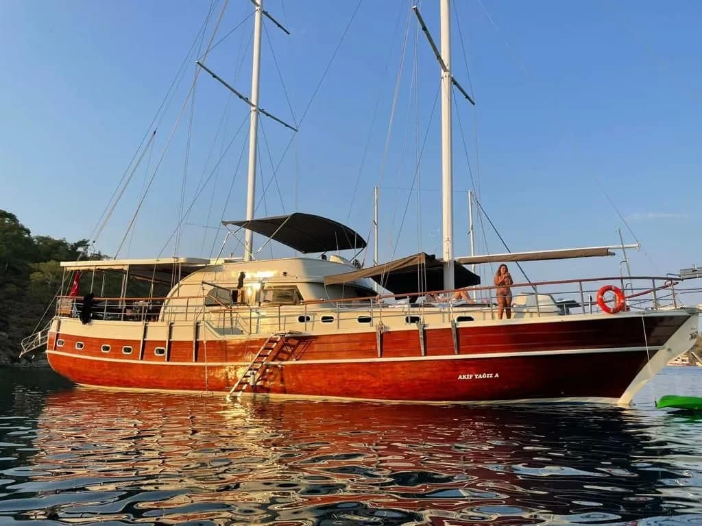 Luxuriöse 24m Gulet mit 5 Kabinen & Flybridge