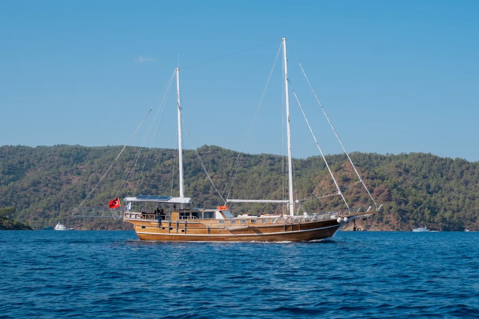 Pronto White: Luxe Gulet with 6 Cabins & Paddle Fun - Fotoğraf 3