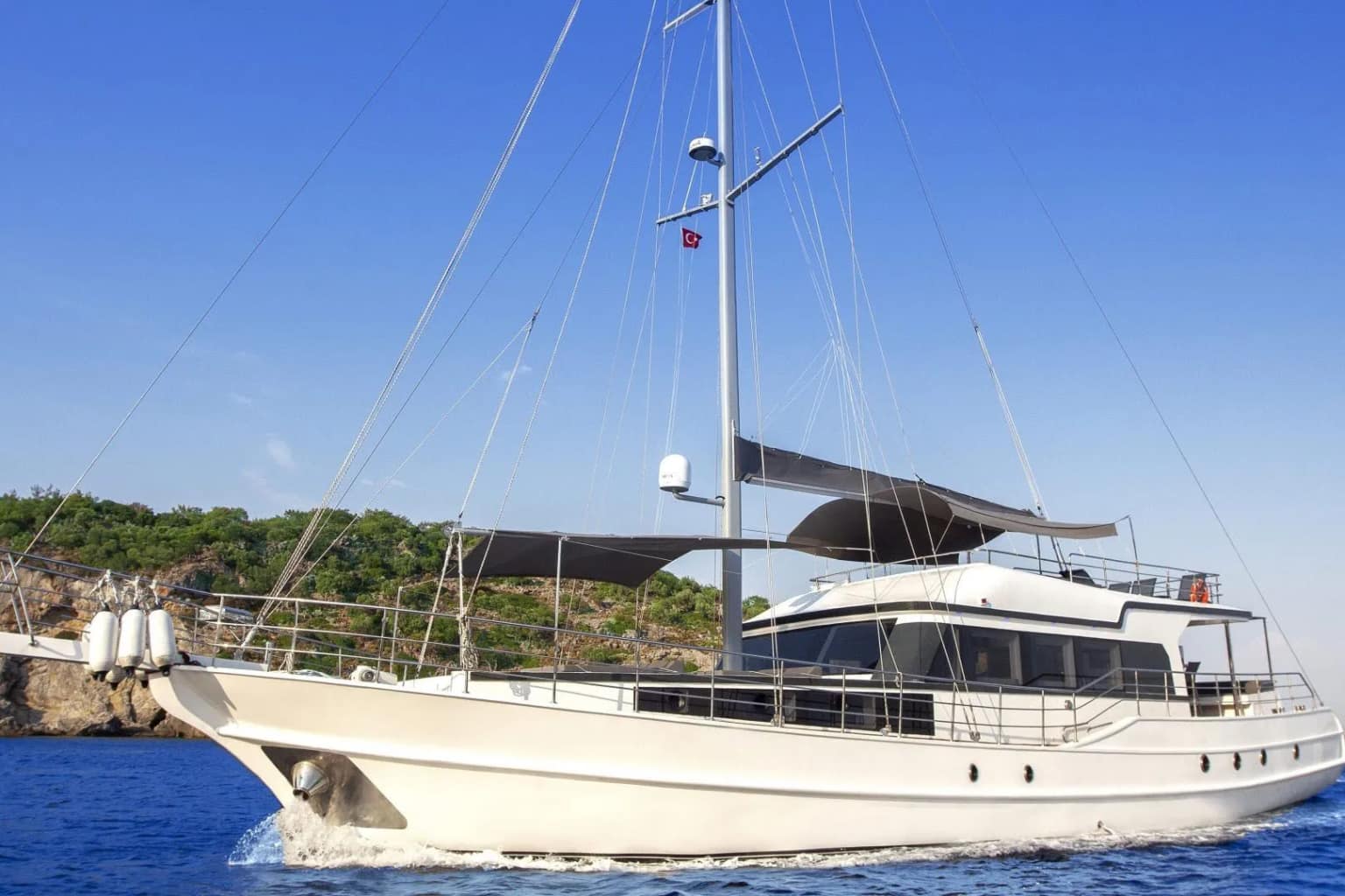 Charter a 26m Gulet in Marmaris