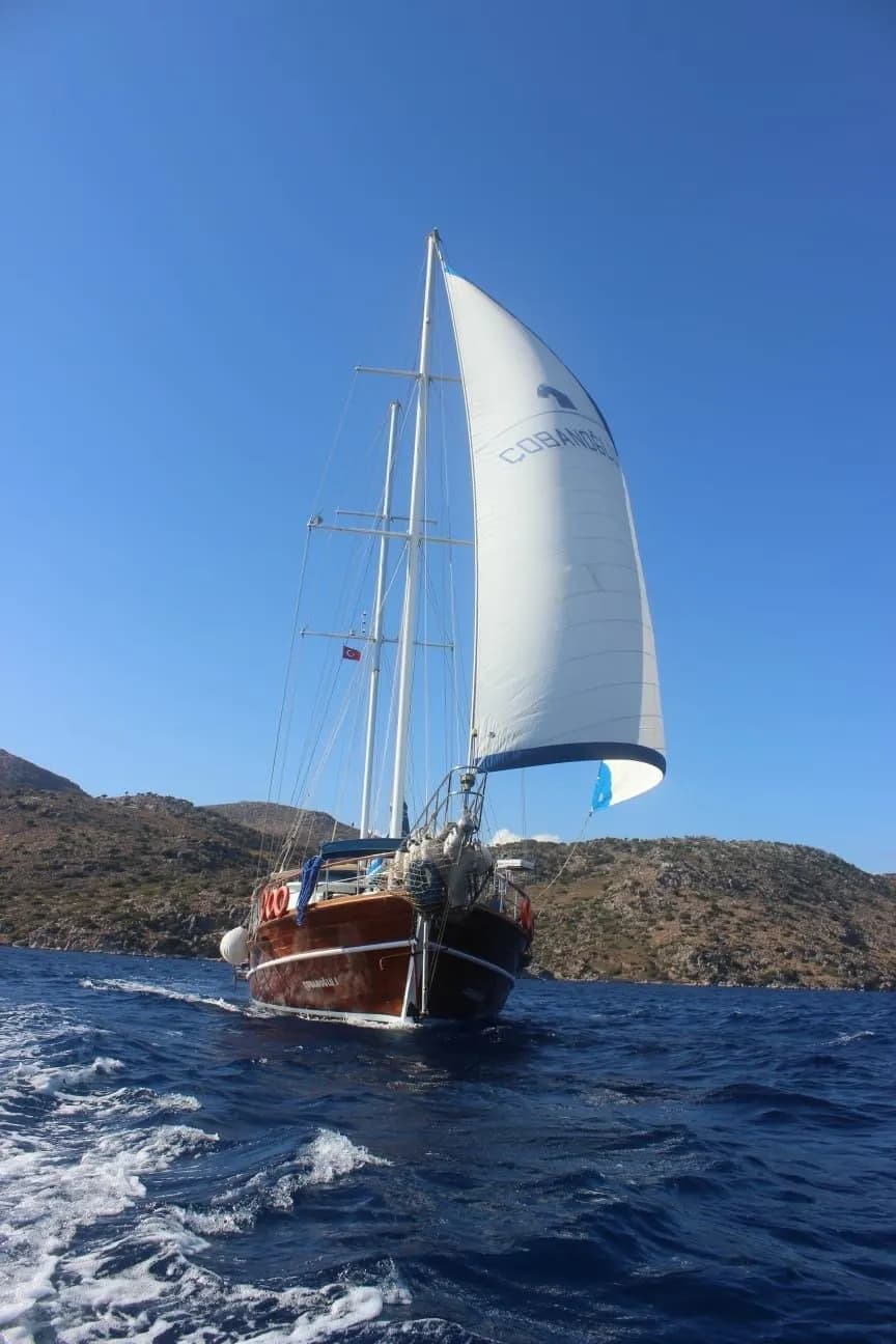 Cobanoglu 1: Spacious Gulet with 8 Cabins & A/C - Fotoğraf 5