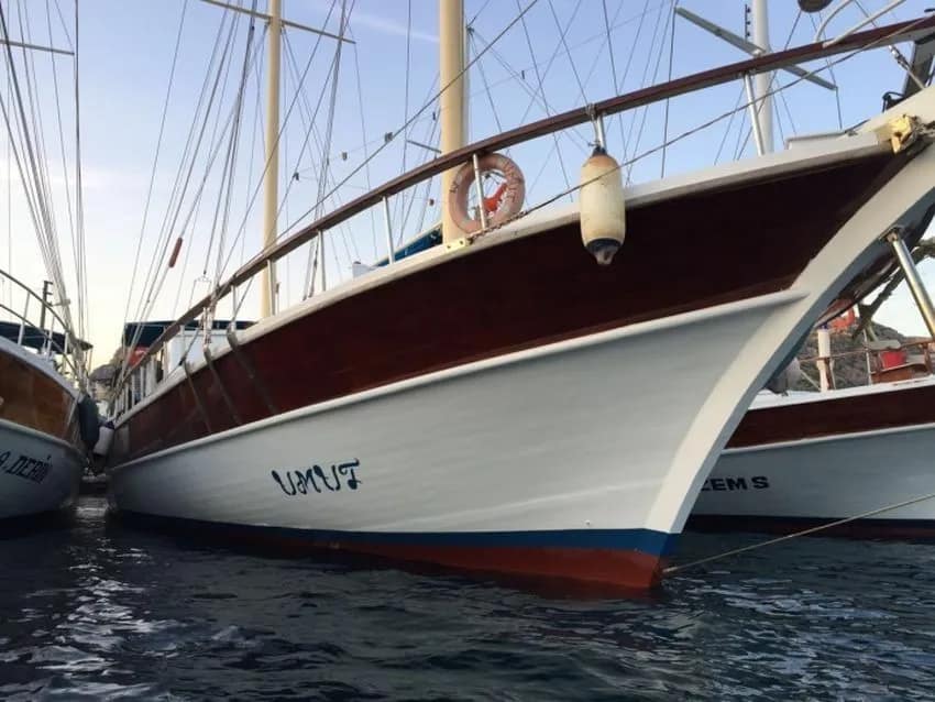 Rent a 28m 8 Cabin Gulet in Marmaris