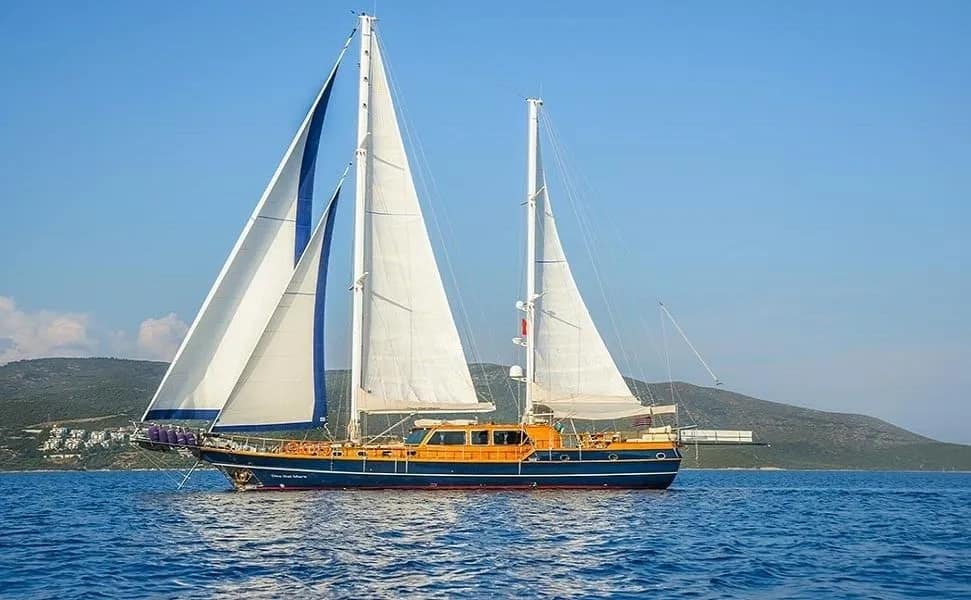 Explore Marmaris on a 28m 5 Cabin Gulet Rental