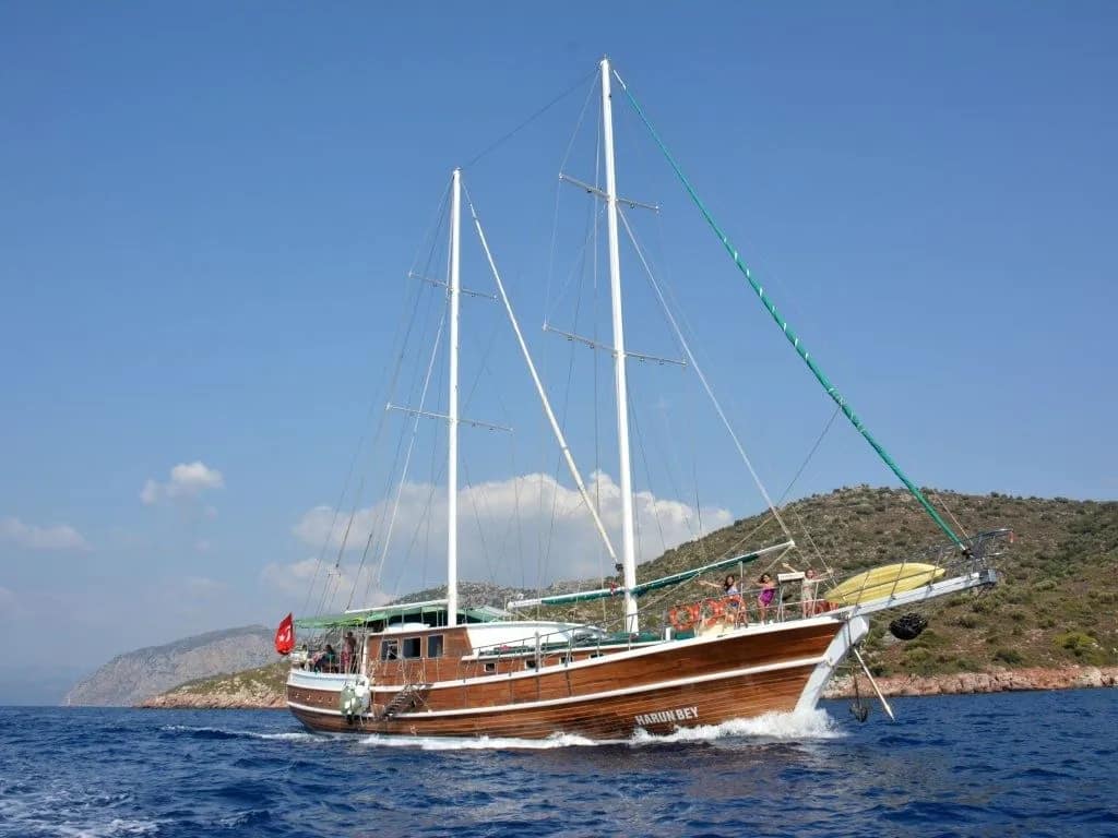 Explore Marmaris on a 29m Rental Gulet