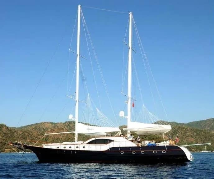 Rent a 30m Boat in Marmaris