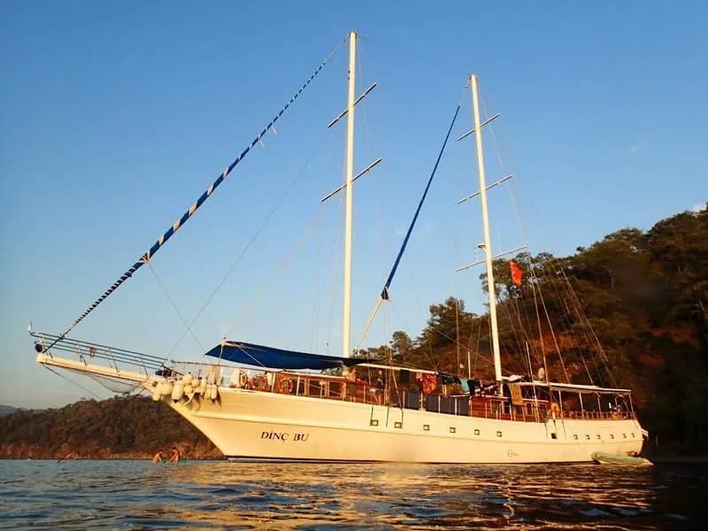 Dinc Bu: 8 Kabinli Lüks Gulet, Fethiye'de Konfor - Fotoğraf 3