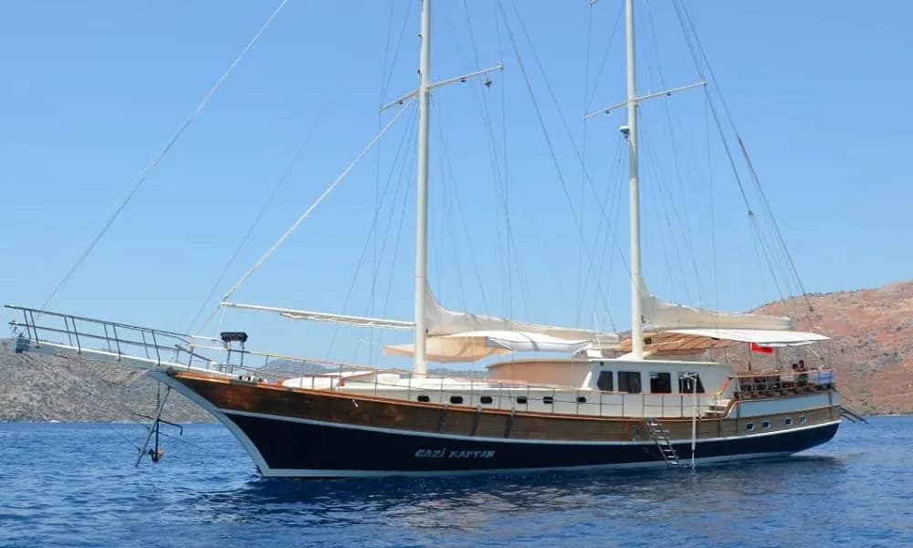 Rent a 30m Boat in Marmaris